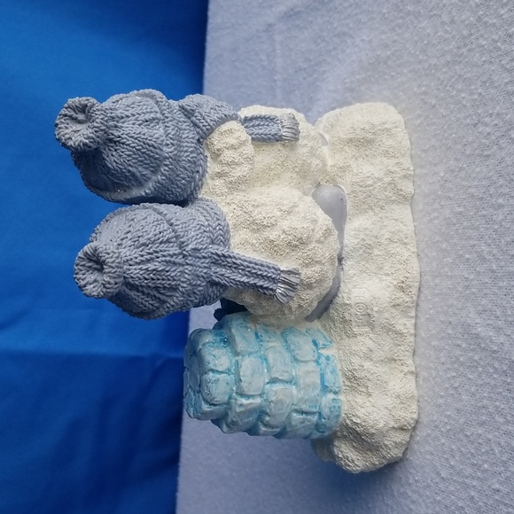 Seal of Approval Snow Buudies Figurine - Picture 2 of 3